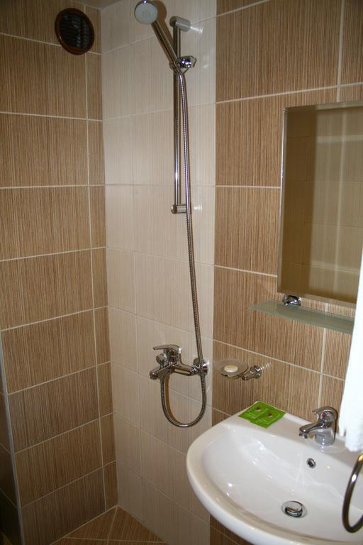 Hotel Rusalka Китен Екстер'єр фото
